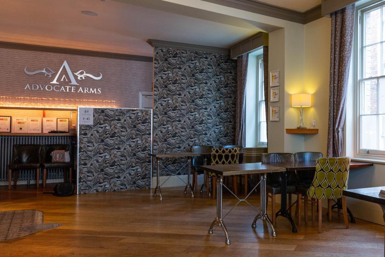 Hotel Advocate Arms à Market Rasen Extérieur photo